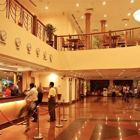 Kuala Lumpur International Hotel Exterior foto
