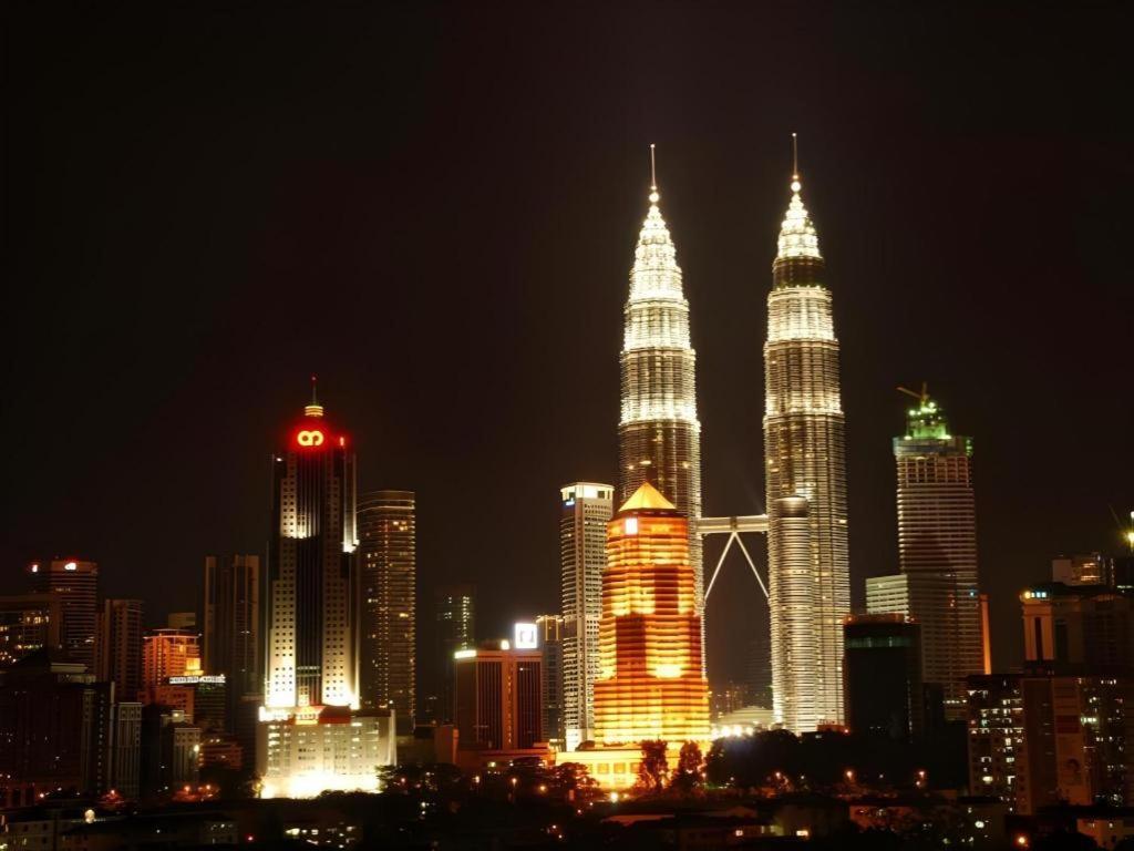 Kuala Lumpur International Hotel Exterior foto